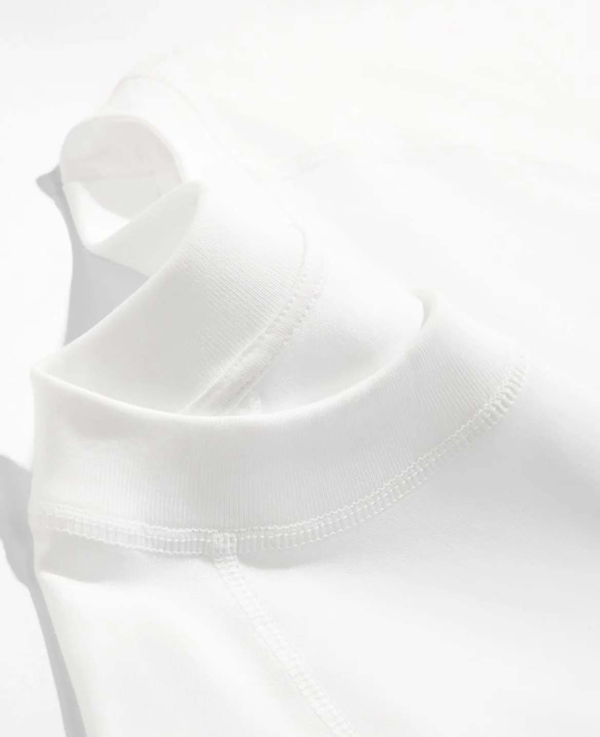 NUOVA MAGLIETTA LIMITATA PER P - Commercial Shirt Printing recensione e prezzo